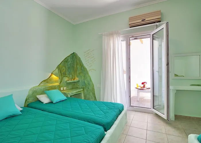 Panorama Hotel Klima (Milos)